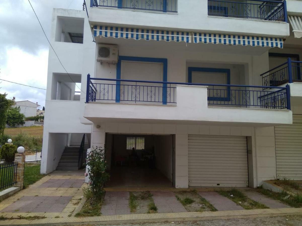 Posidi Holidays Apartments Каландра Экстерьер фото